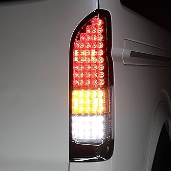 ハイエース 純正LEDヘッドライト・テールライトセット Amazon | ハイエース 200系 4型 5型 6型 7型 LEDヘッドライト